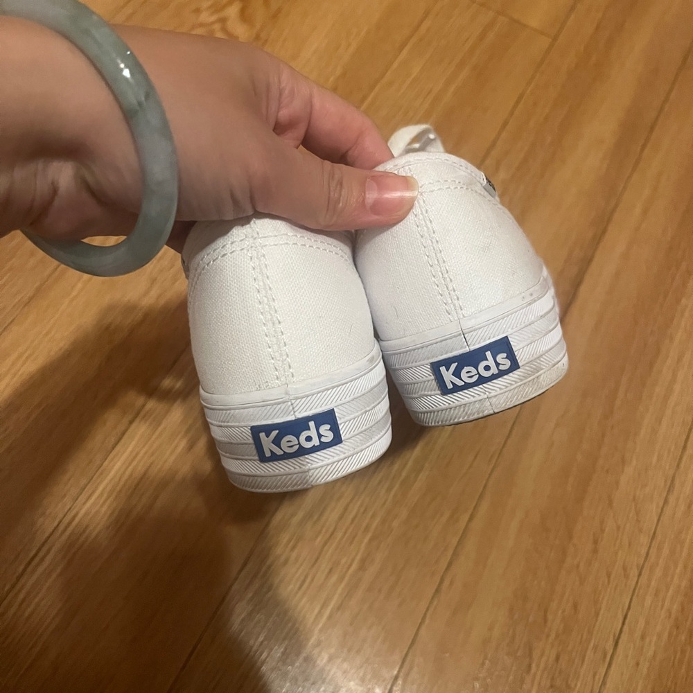 Keds - Picture 2 of 8